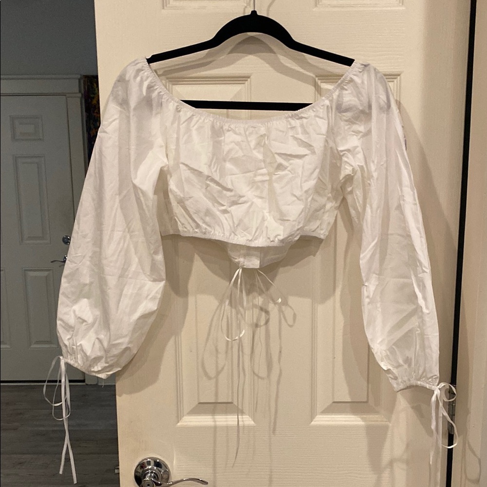 Anime Graphic White Crop Top - Picture 8 of 8
